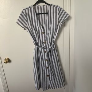 Button Down Tie Dress with Pockets
